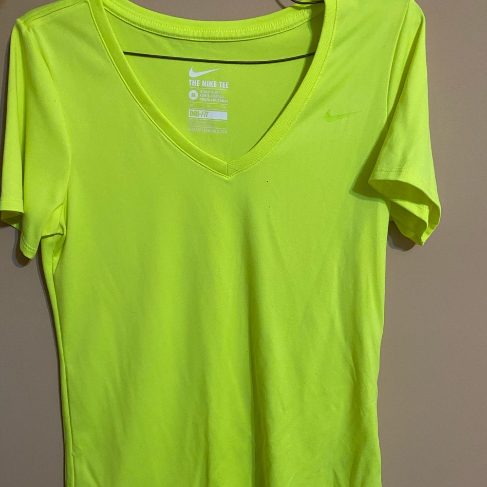 Nike drifit tee